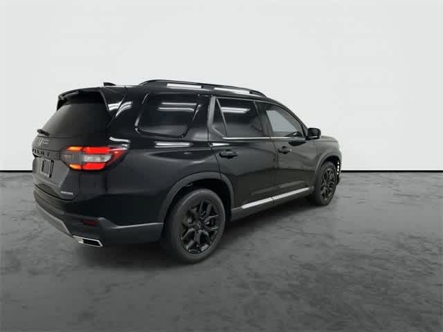 Thumbnail: 2025 Honda Pilot - 4