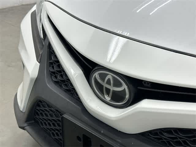 Thumbnail: 2020 Toyota Camry - 30