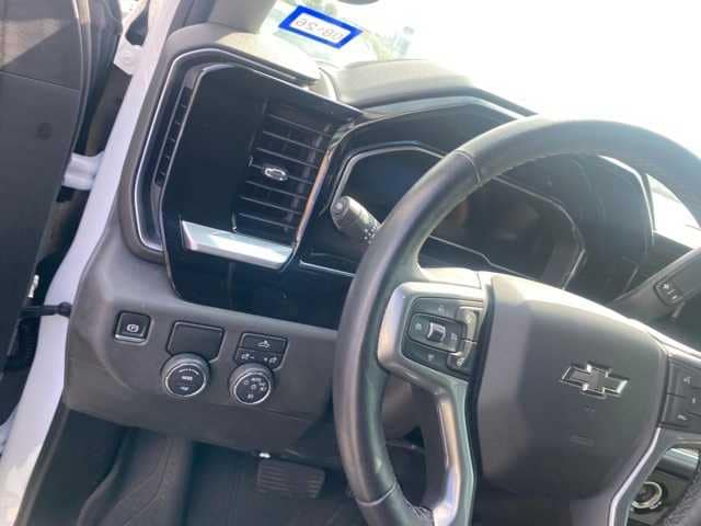 Thumbnail: 2022 Chevrolet Silverado 1500 - 4
