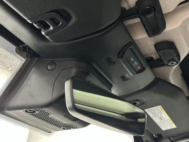 Thumbnail: 2021 Jeep Wrangler - 21