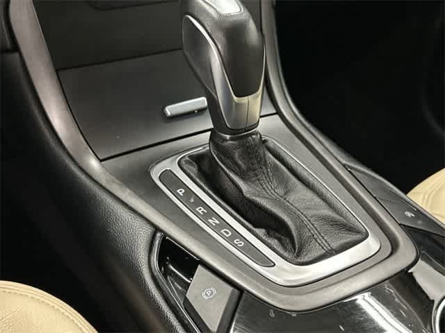 Thumbnail: 2018 Ford Edge - 24