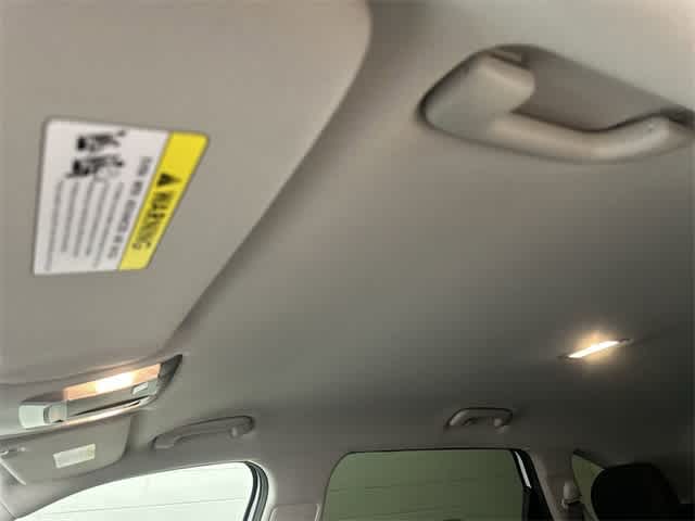 Thumbnail: 2023 Kia Sorento - 27