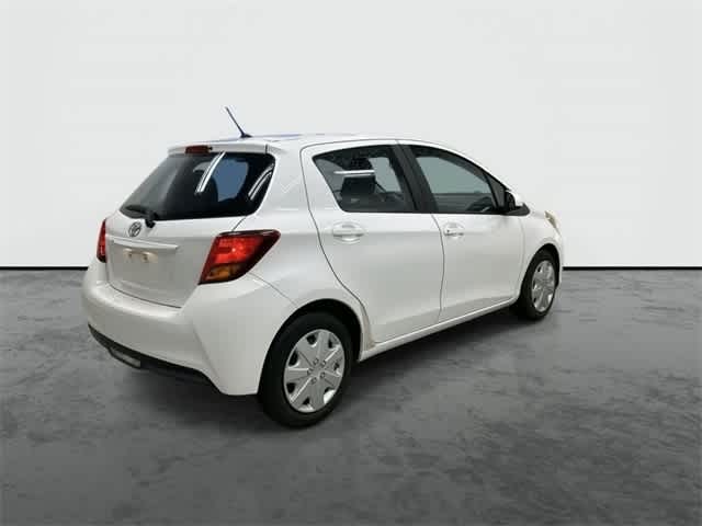 Thumbnail: 2015 Toyota Yaris - 4