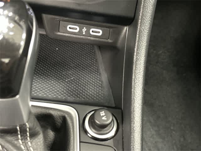 Thumbnail: 2024 Volkswagen Jetta - 25