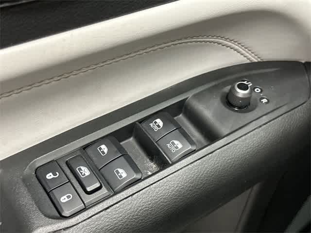 Thumbnail: 2024 Jeep Compass - 20