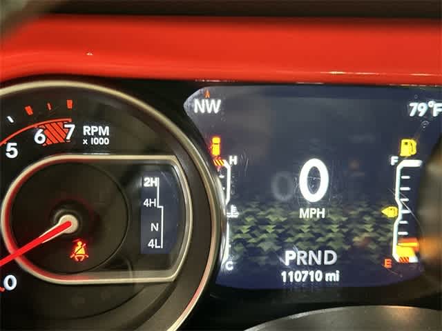 Thumbnail: 2019 Jeep Wrangler - 14