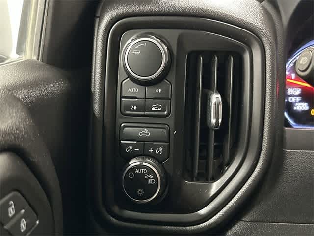 Thumbnail: 2023 Chevrolet Silverado 1500 - 18
