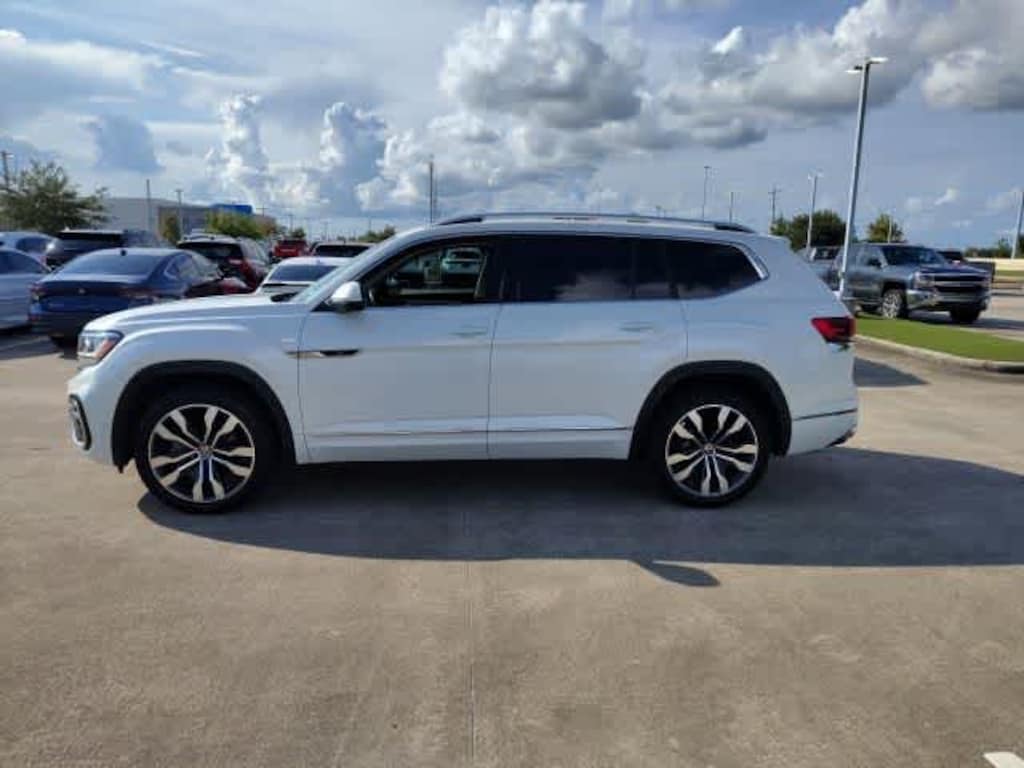 Used 2023 Volkswagen Atlas 3.6L V6 SEL Premium R-Line SUV