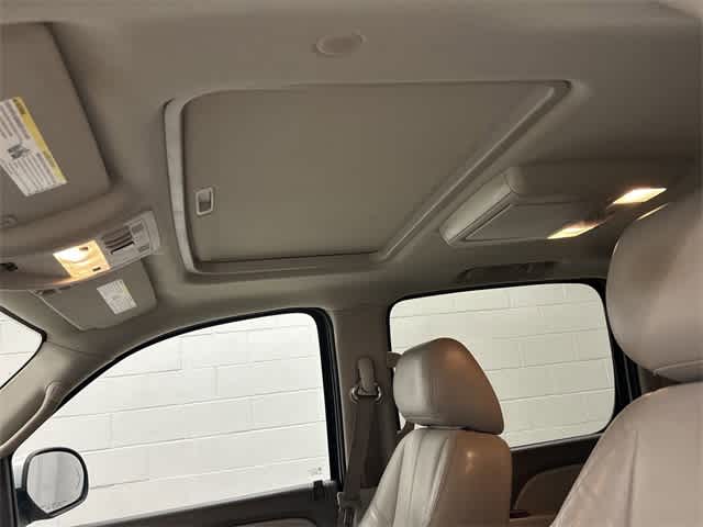 Thumbnail: 2013 Chevrolet Suburban - 26