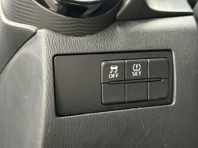 Thumbnail: 2018 Toyota Yaris iA - 19