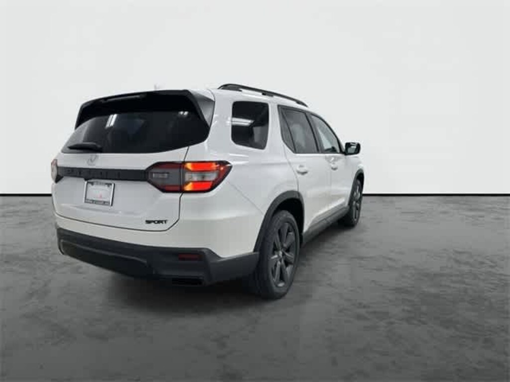 New 2026 Honda Pilot Sport SUV