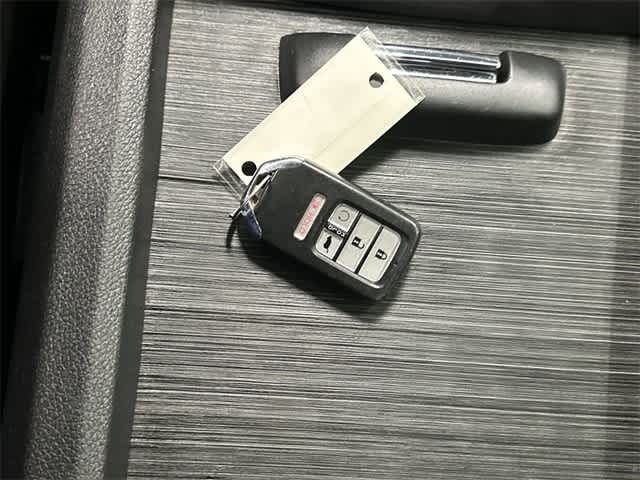 Thumbnail: 2018 Honda Pilot - 32