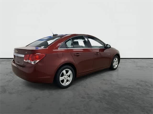 Thumbnail: 2016 Chevrolet Cruze - 4