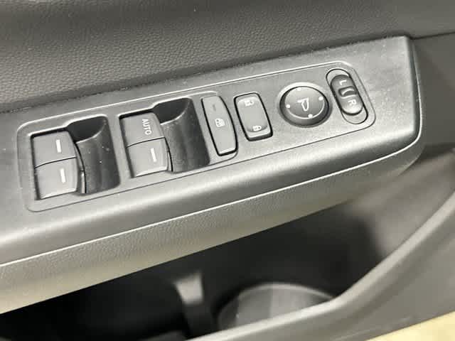 2026 Honda CR-V LX - Photo 19
