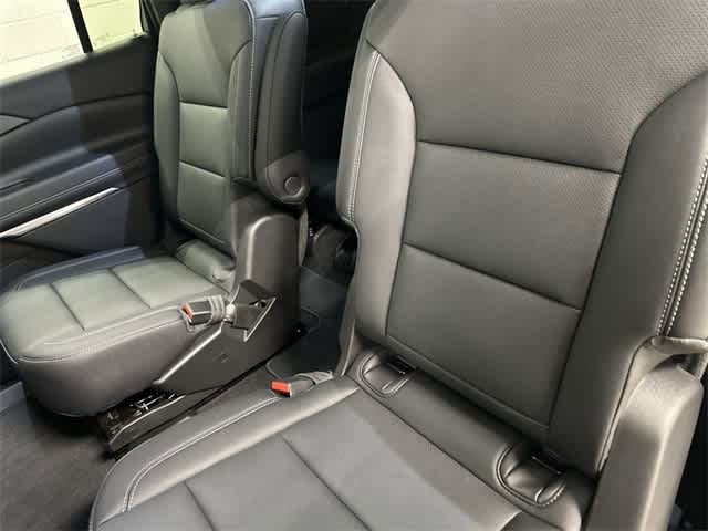 Thumbnail: 2026 Chevrolet Traverse - 11