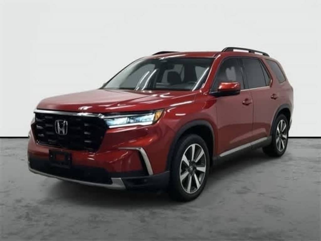 Certified 2025 Honda Pilot Touring SUV