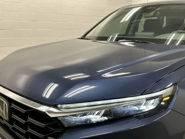 2025 Honda CR-V LX - Photo 31