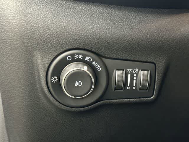 Thumbnail: 2025 Jeep Compass - 19