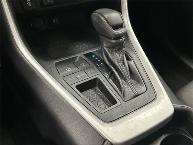 Thumbnail: 2019 Toyota RAV4 - 24