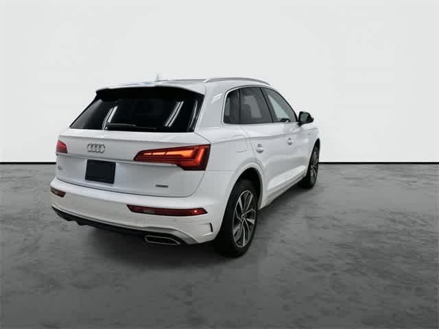 Thumbnail: 2024 Audi Q5 - 3
