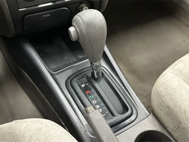 Thumbnail: 2005 Hyundai Elantra - 23