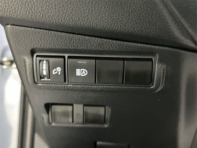 Thumbnail: 2023 Toyota Corolla Cross - 19