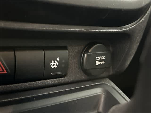 Thumbnail: 2017 Jeep Patriot - 23