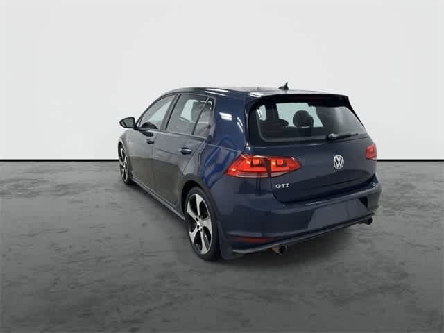Thumbnail: 2016 Volkswagen Golf - 2