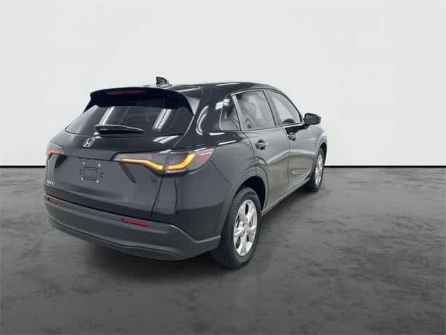 2025 Honda HR-V LX photo 3