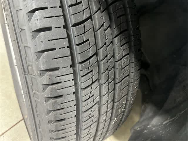 Thumbnail: 2023 Jeep Grand Cherokee - 29