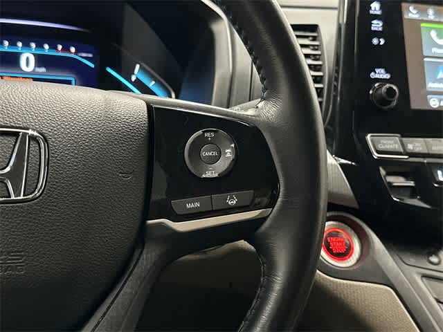 Thumbnail: 2018 Honda Odyssey - 18
