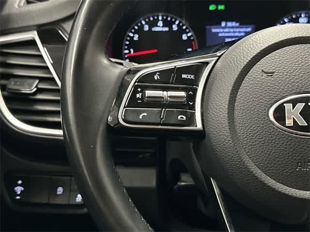 2021 Kia Seltos EX 17