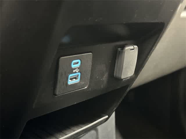 Thumbnail: 2022 Ford F-350 - 25