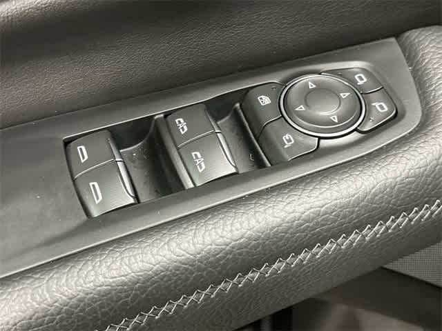 Thumbnail: 2025 GMC Yukon XL - 20