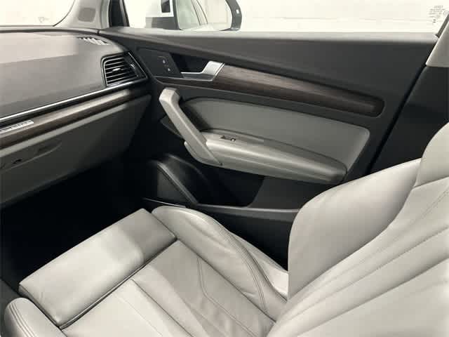 Thumbnail: 2024 Audi Q5 - 13