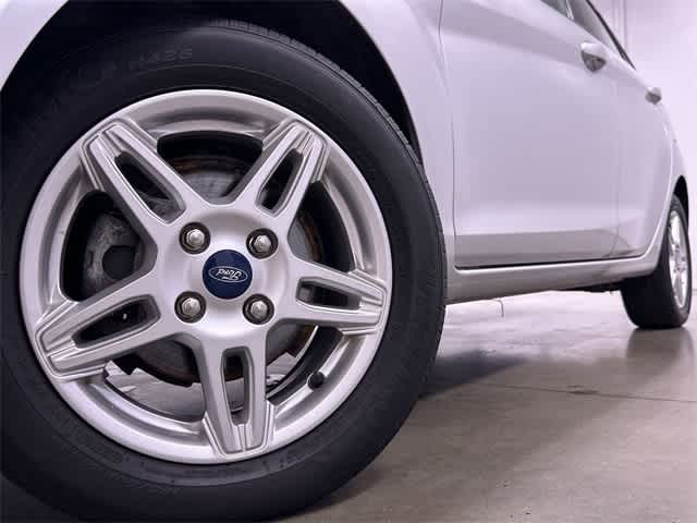 2019 Ford Fiesta SE 28