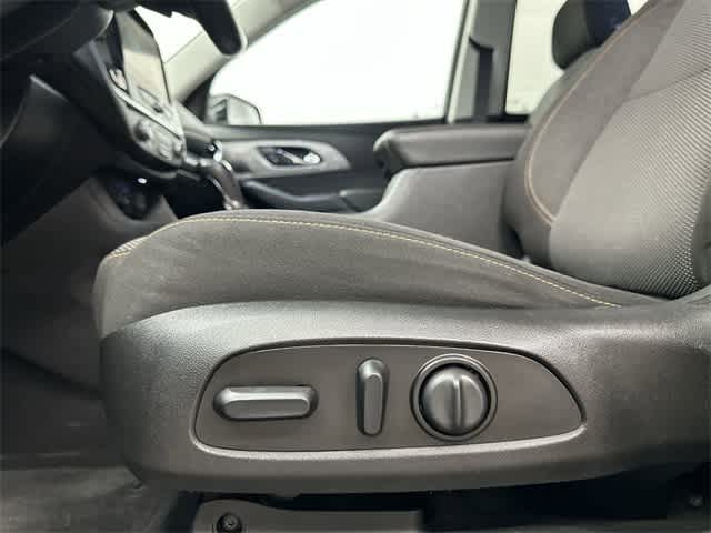 Thumbnail: 2019 Chevrolet Traverse - 26