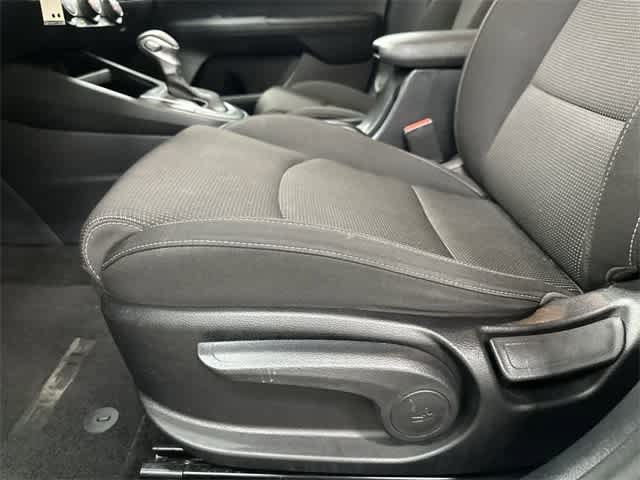 Thumbnail: 2020 Kia Forte - 26