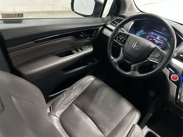 Thumbnail: 2018 Honda Odyssey - 12