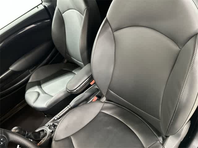 Thumbnail: 2015 MINI Cooper Convertible - 10