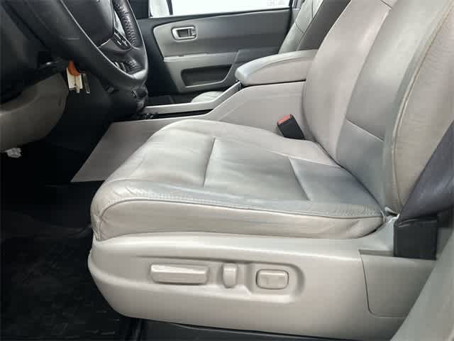 Thumbnail: 2012 Honda Pilot - 26