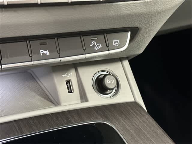 Thumbnail: 2024 Audi Q5 - 25