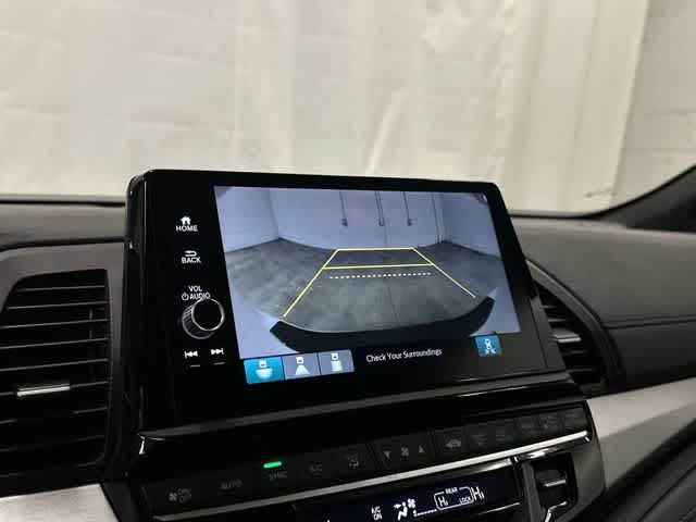 Thumbnail: 2025 Honda Odyssey - 23