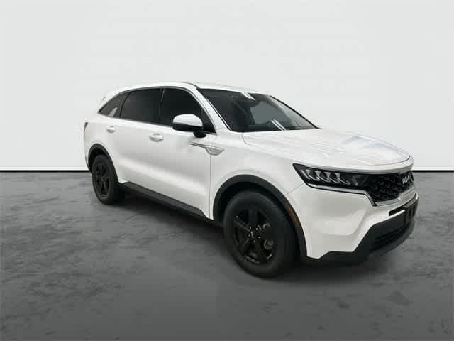 Thumbnail: 2023 Kia Sorento - 5