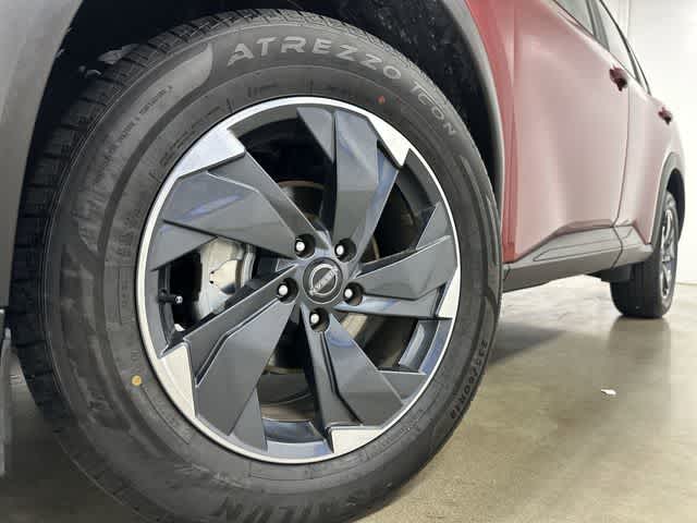 Thumbnail: 2025 Nissan Rogue - 27