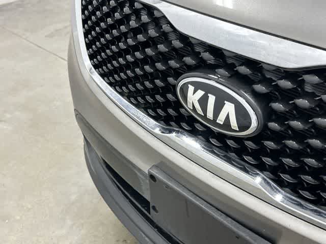 Thumbnail: 2017 Kia Sorento - 30