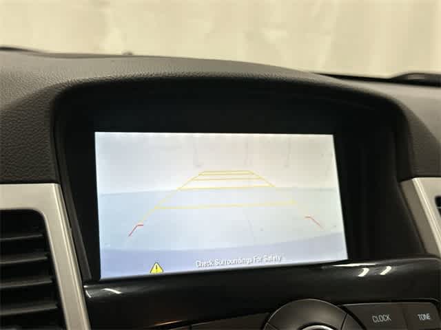 Thumbnail: 2016 Chevrolet Cruze - 23