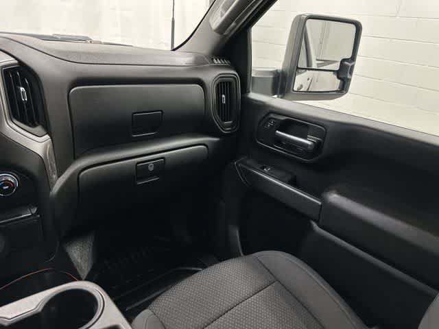 Thumbnail: 2020 Chevrolet Silverado 2500 - 13
