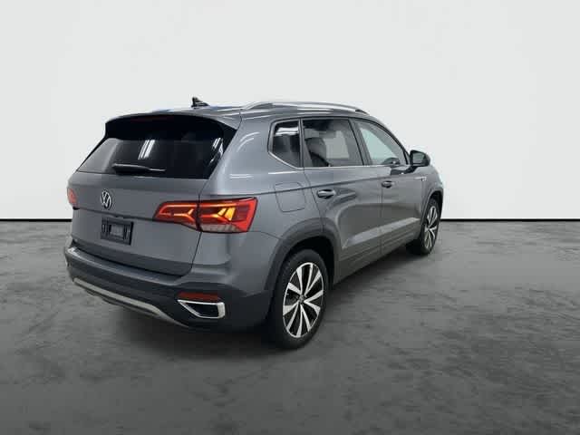 Thumbnail: 2024 Volkswagen Taos - 3