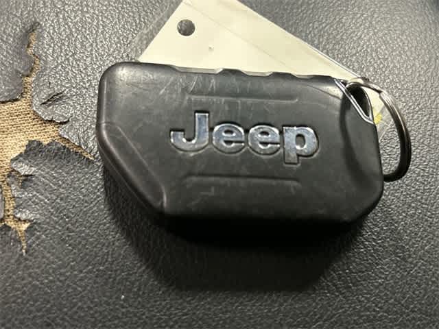 Thumbnail: 2020 Jeep Wrangler - 32